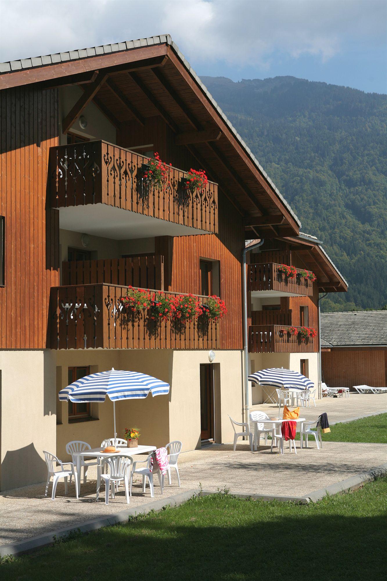 Residence Nemea Le Grand Tetras Samoëns Buitenkant foto
